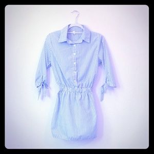 White and blue stripes long sleeves short dress
